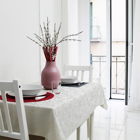 Conforti Apartment Napoli Bagian luar foto