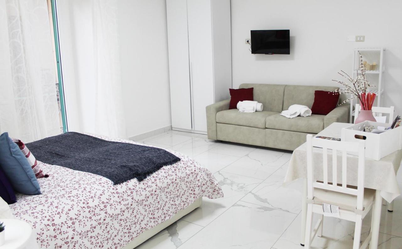 Conforti Apartment Napoli Bagian luar foto