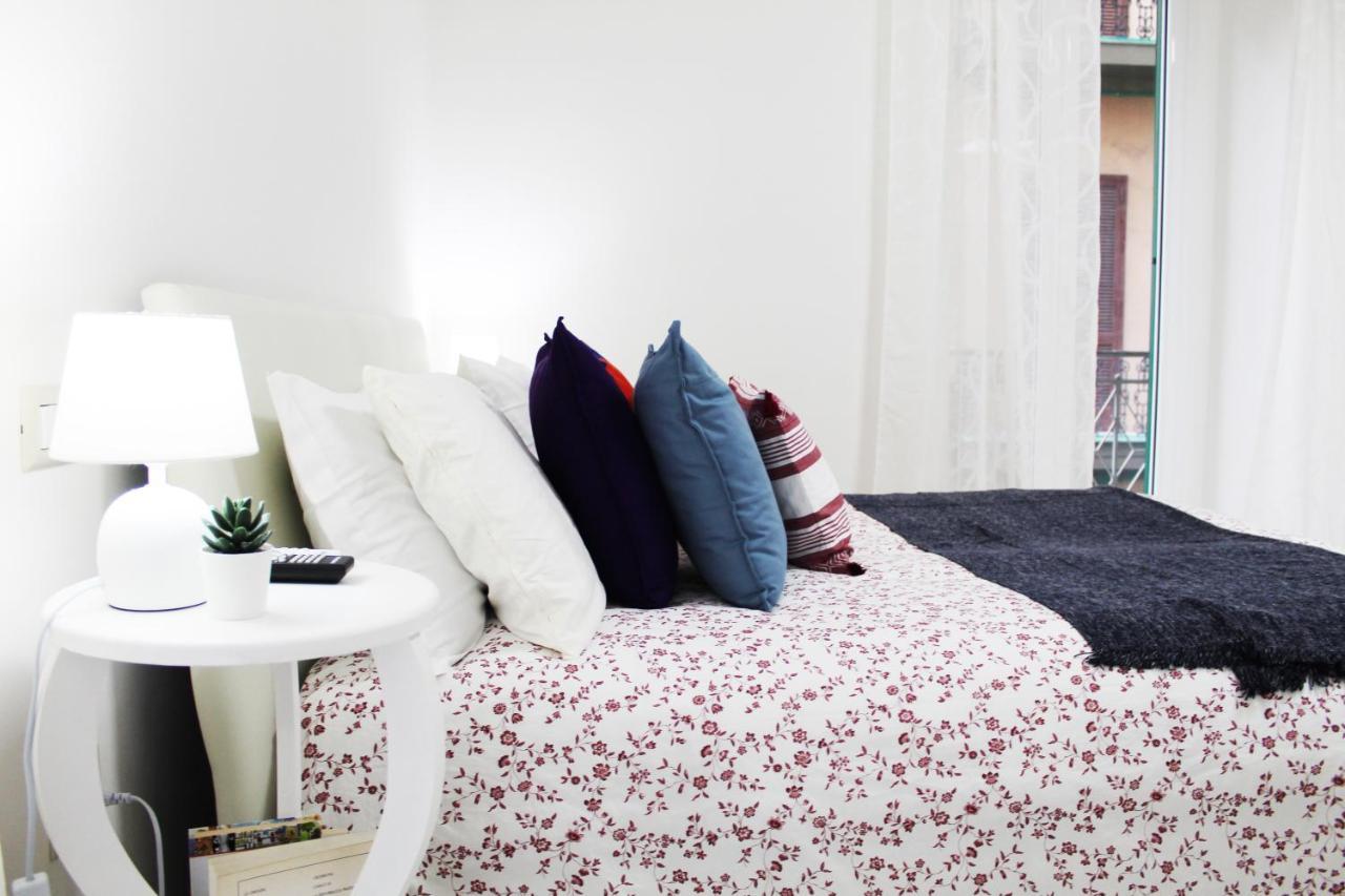 Conforti Apartment Napoli Bagian luar foto