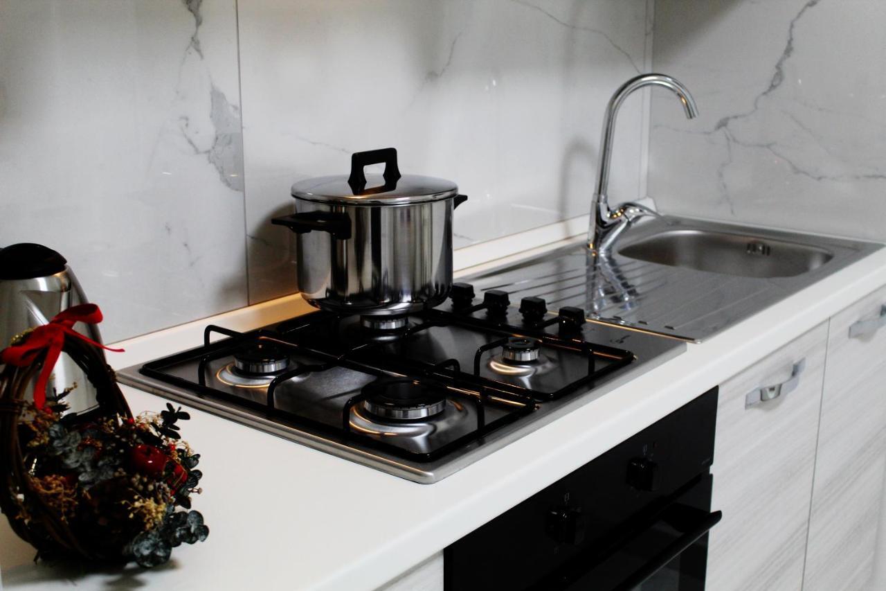 Conforti Apartment Napoli Bagian luar foto